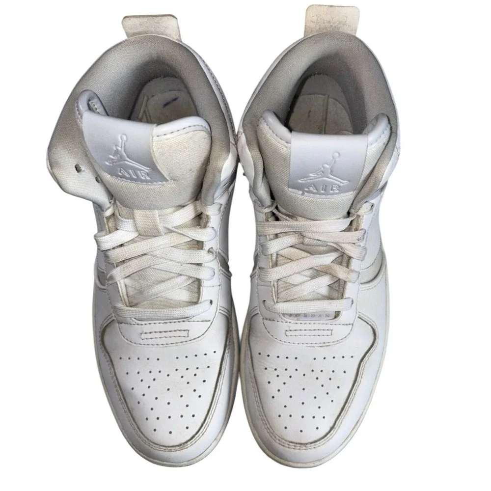 Nike Air Jordan Heritage All‎ White Basketball Sneakers Size 8 886312-100